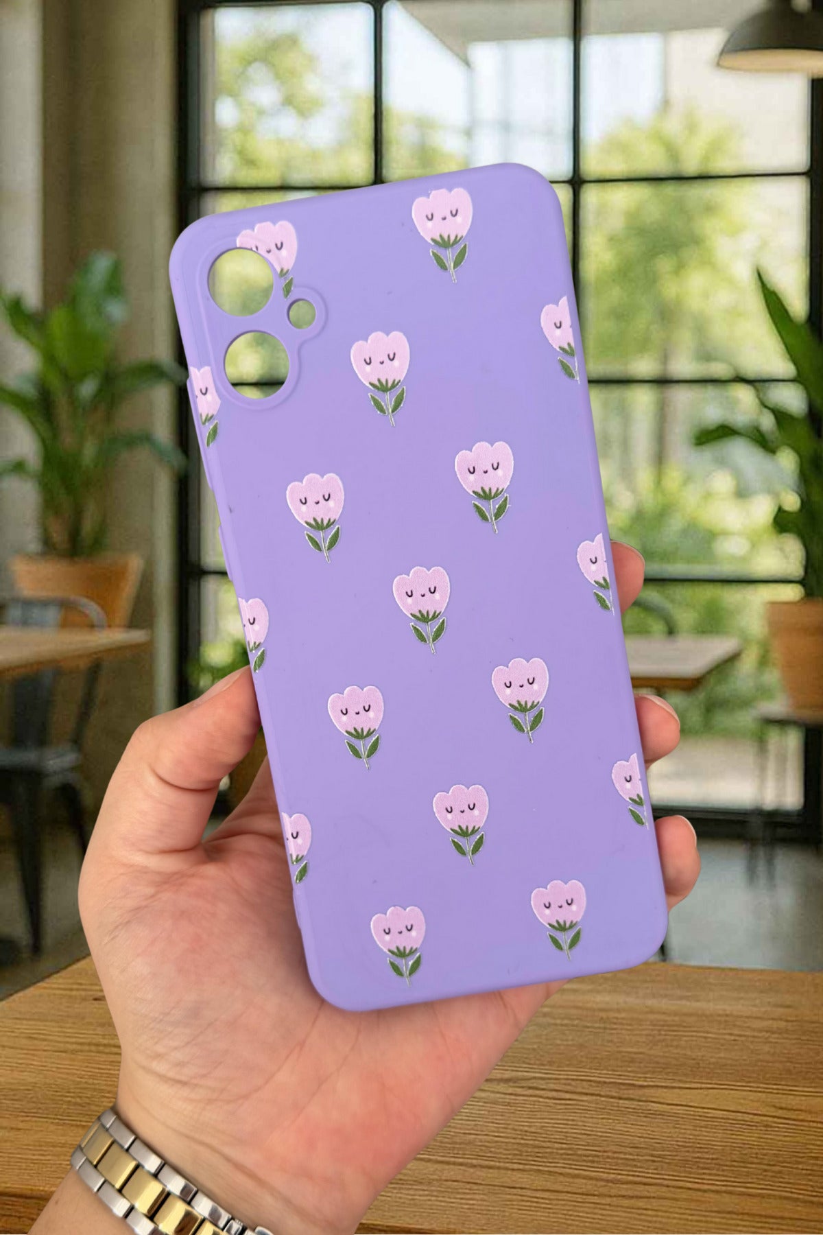 Samsung Galaxy A05 Uyumlu Mini Lale Desenli Silikon Darbe Emici Klasik Korumalı Rubber Kılıf