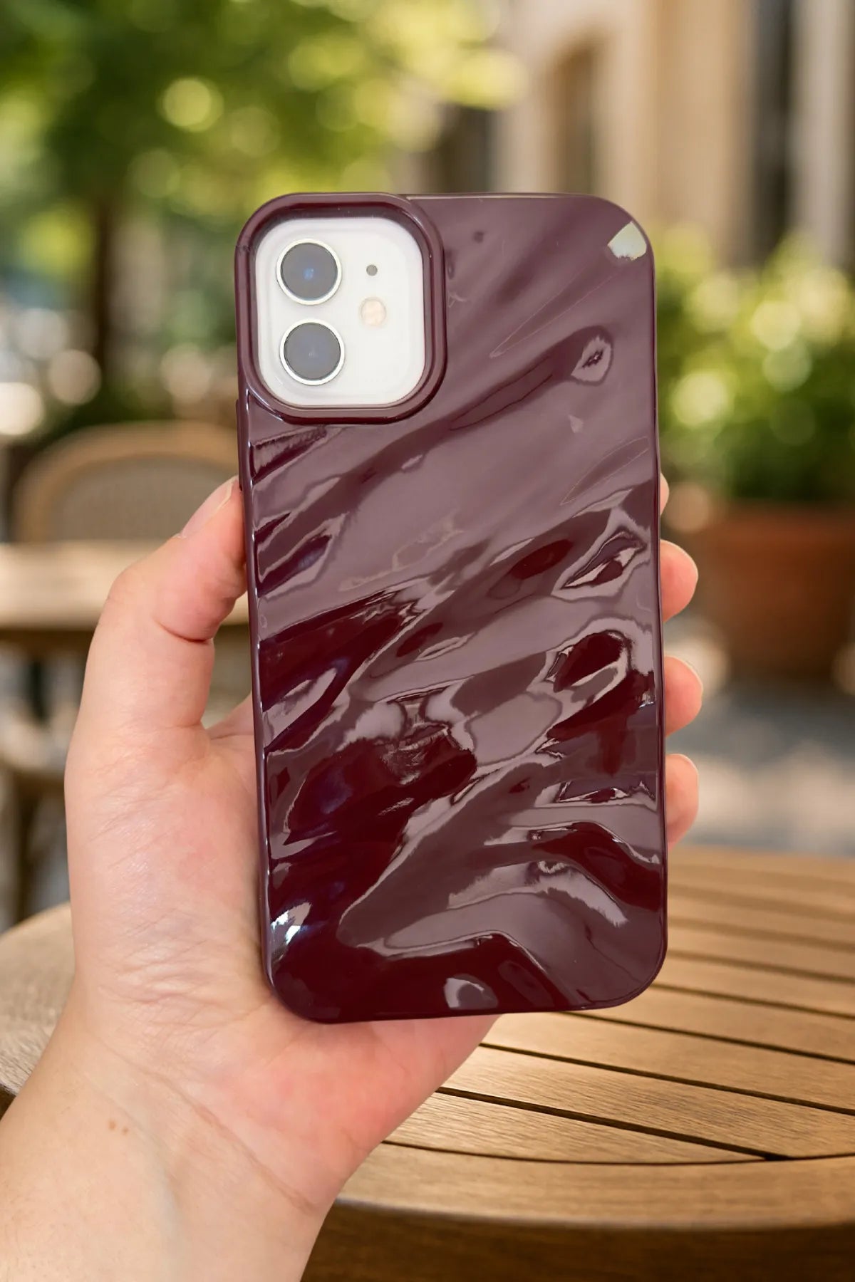 iPhone 12 ve 12 Pro Uyumlu Sedef Dalgalı Wavy Kılıf Bordo