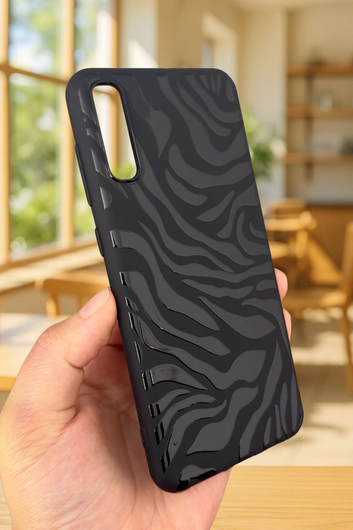 Samsung Galaxy A70 Uyumlu Zebra Desenli Silikon Darbe Emici Klasik Korumalı Rubber Kılıf
