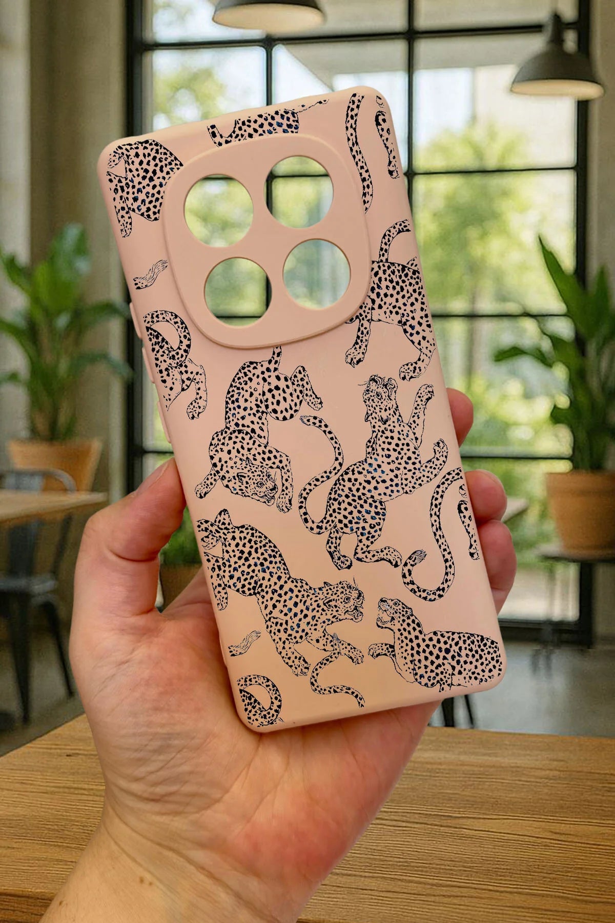 Xiaomi Redmi Note 14 Pro 5G LEOPAR DESENLİ Silikon Darbe Emici Klasik Korumalı Rubber Kılıf