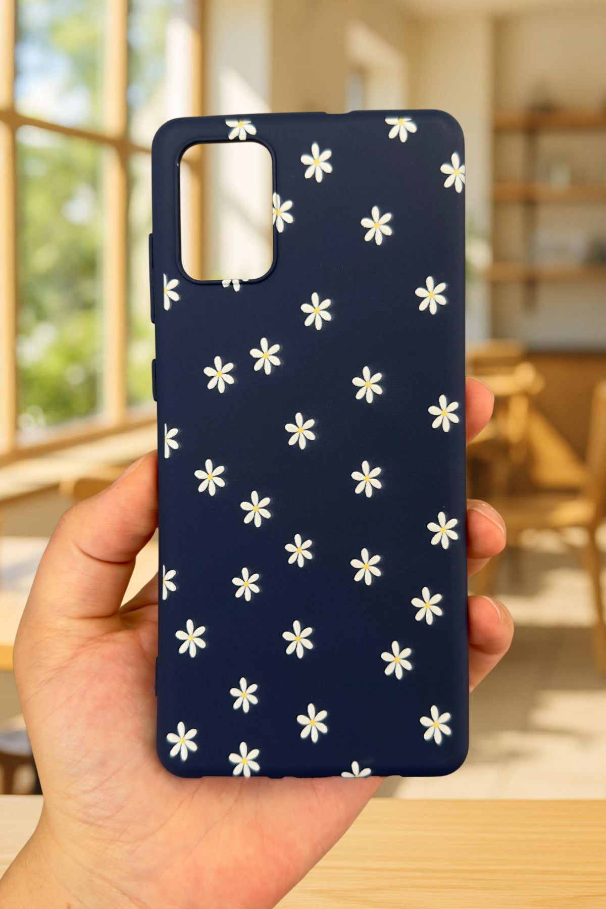 Samsung Galaxy A71 Uyumlu Mini Papatya Desenli Silikon Darbe Emici Klasik Korumalı Rubber Kılıf