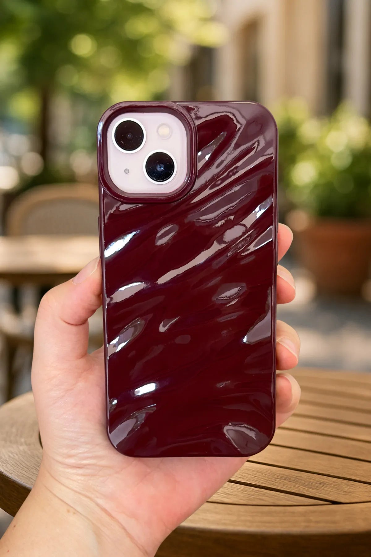 iPhone 15 Sedef Dalgalı Wavy Kılıf Bordo