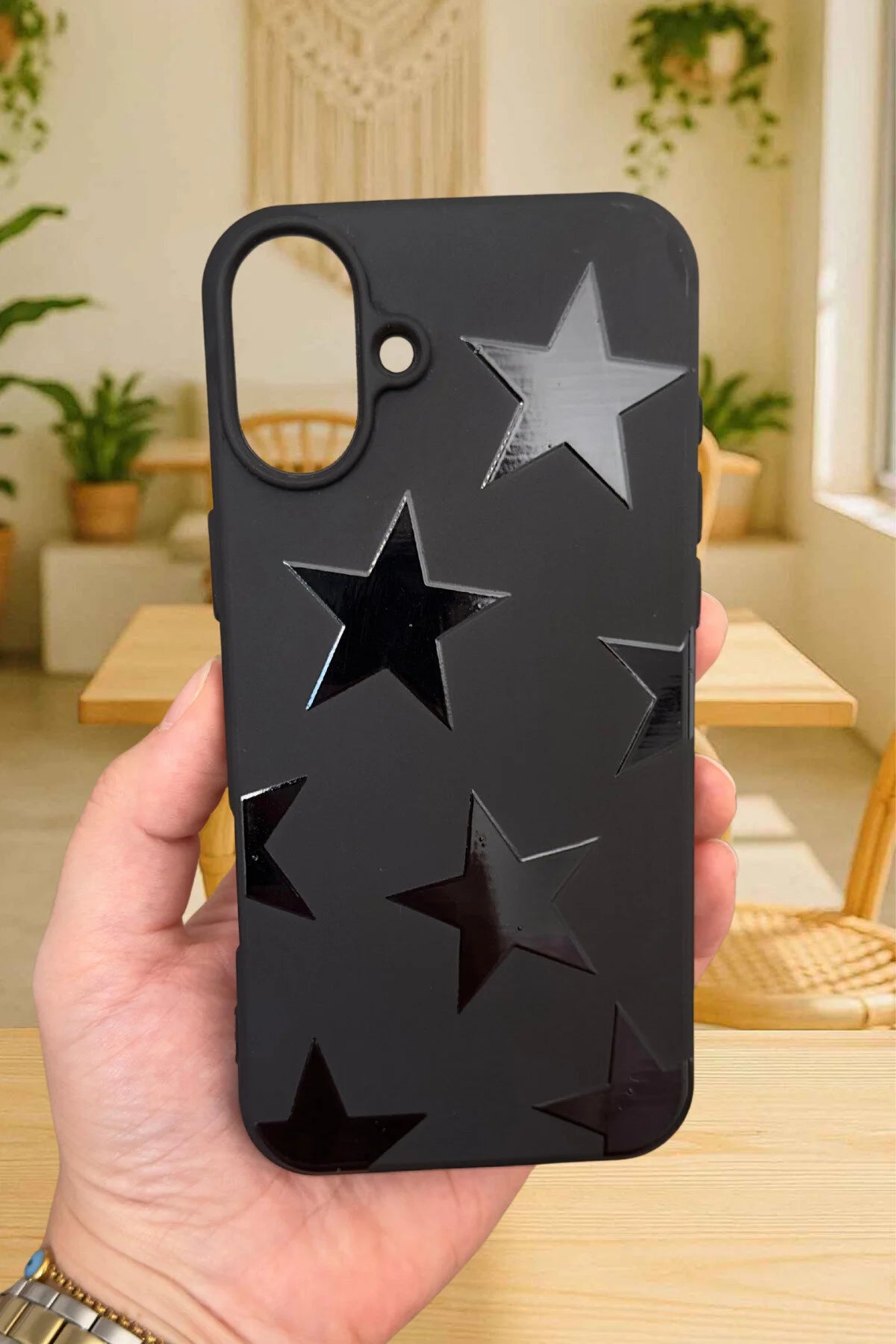 iPhone 16 Plus - STAR Silikon Darbe Emici Klasik Korumalı Rubber Kılıf