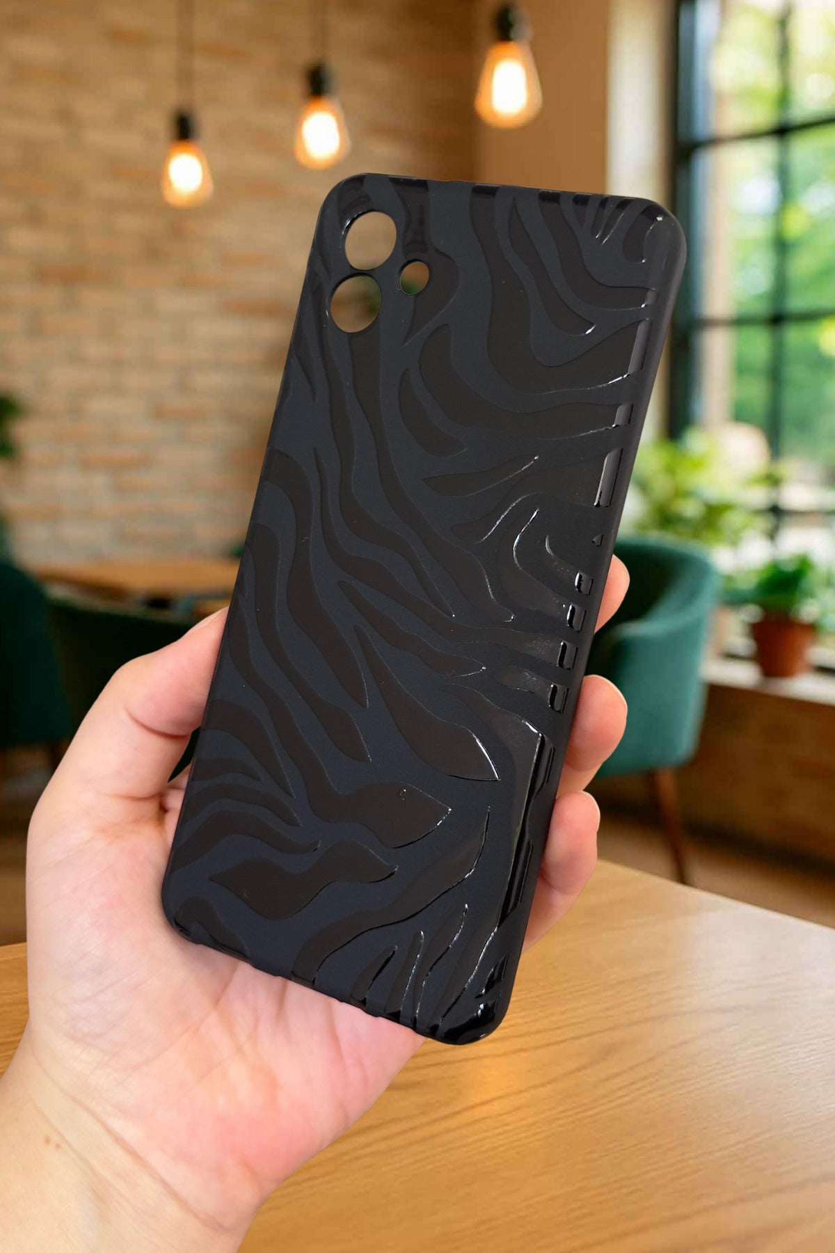 Samsung Galaxy A04 - ZEBRA DESENLİ Silikon Darbe Emici Klasik Korumalı Rubber Kılıf