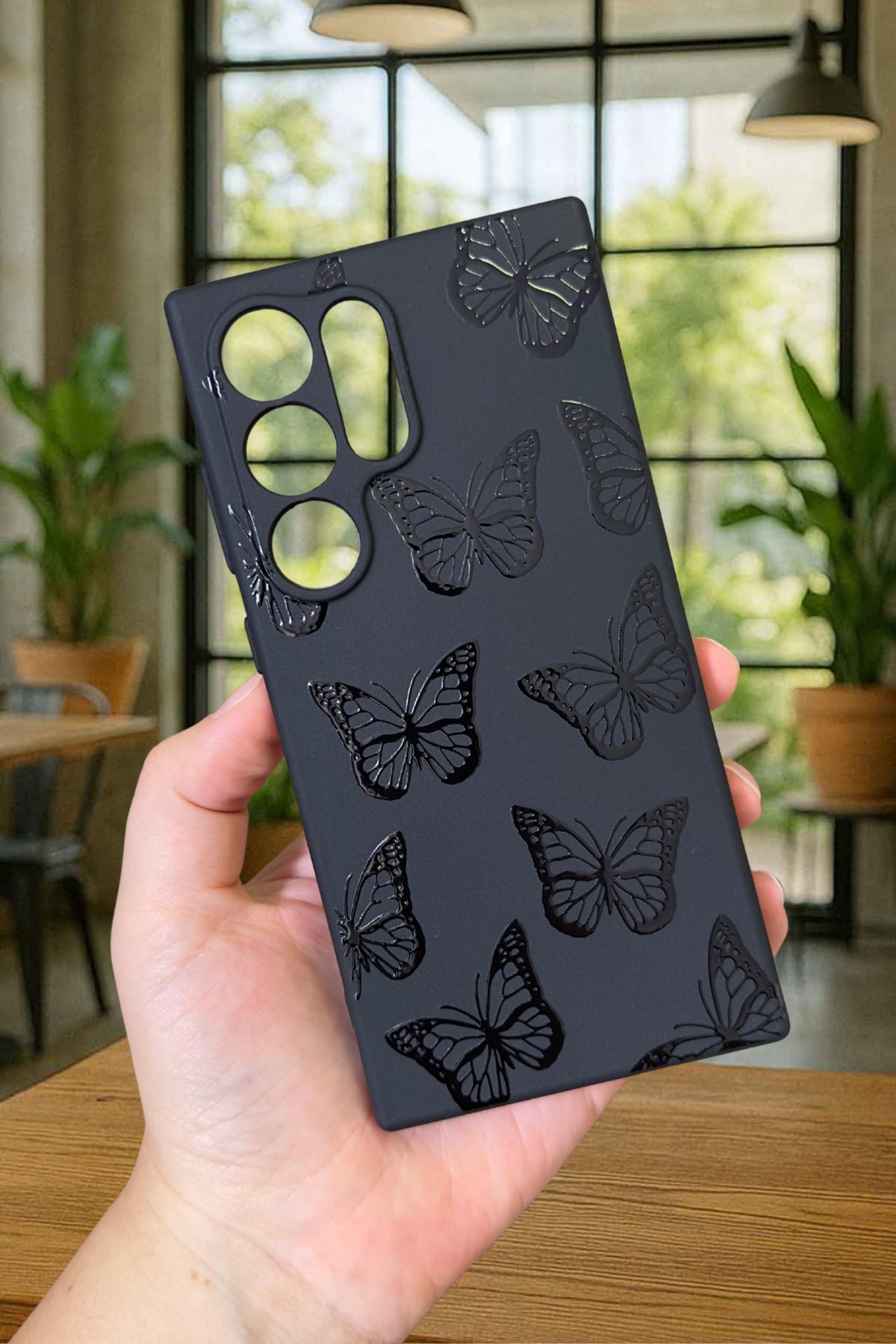 Samsung Galaxy S23 Ultra-SİYAH KELEBEK DESENLİ Silikon Darbe Emici Klasik Korumalı Rubber Kılıf