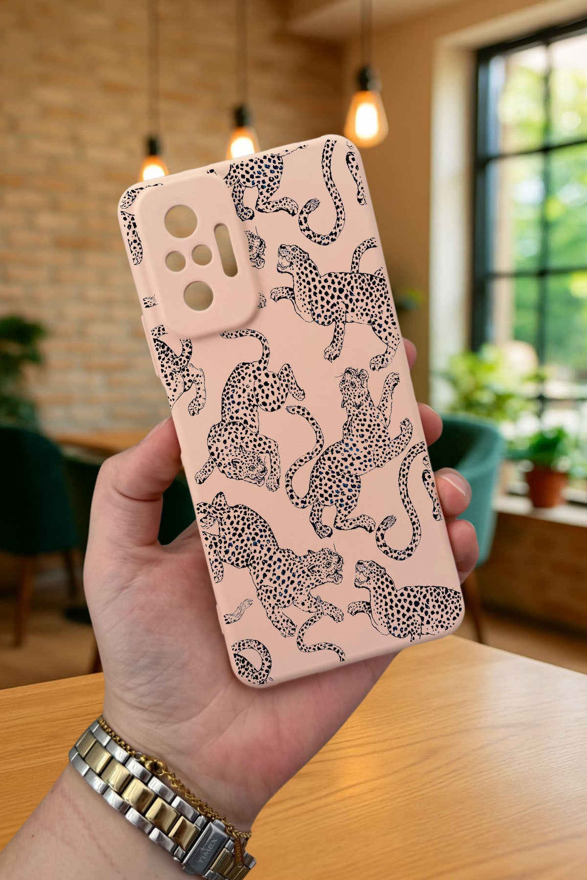Xiaomi Redmi Note 1O Pro- LEOPAR DESENLİ Silikon Darbe Emici Klasik Korumalı Rubber Kılıf