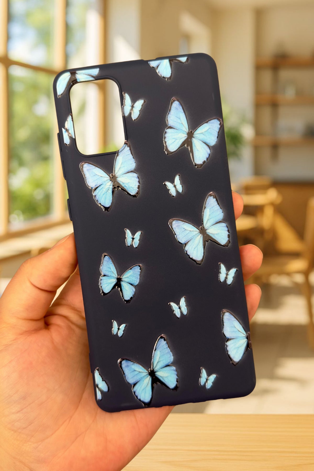 Samsung Galaxy A51 Uyumlu Mavi Kelebek Desenli Silikon Darbe Emici Klasik Korumalı Rubber Kılıf
