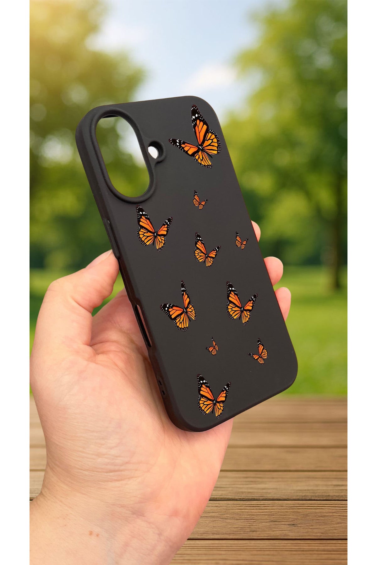 iPhone 16 -KELEBEK DESENLİ Silikon Darbe Emici Klasik Korumalı Rubber Kılıf