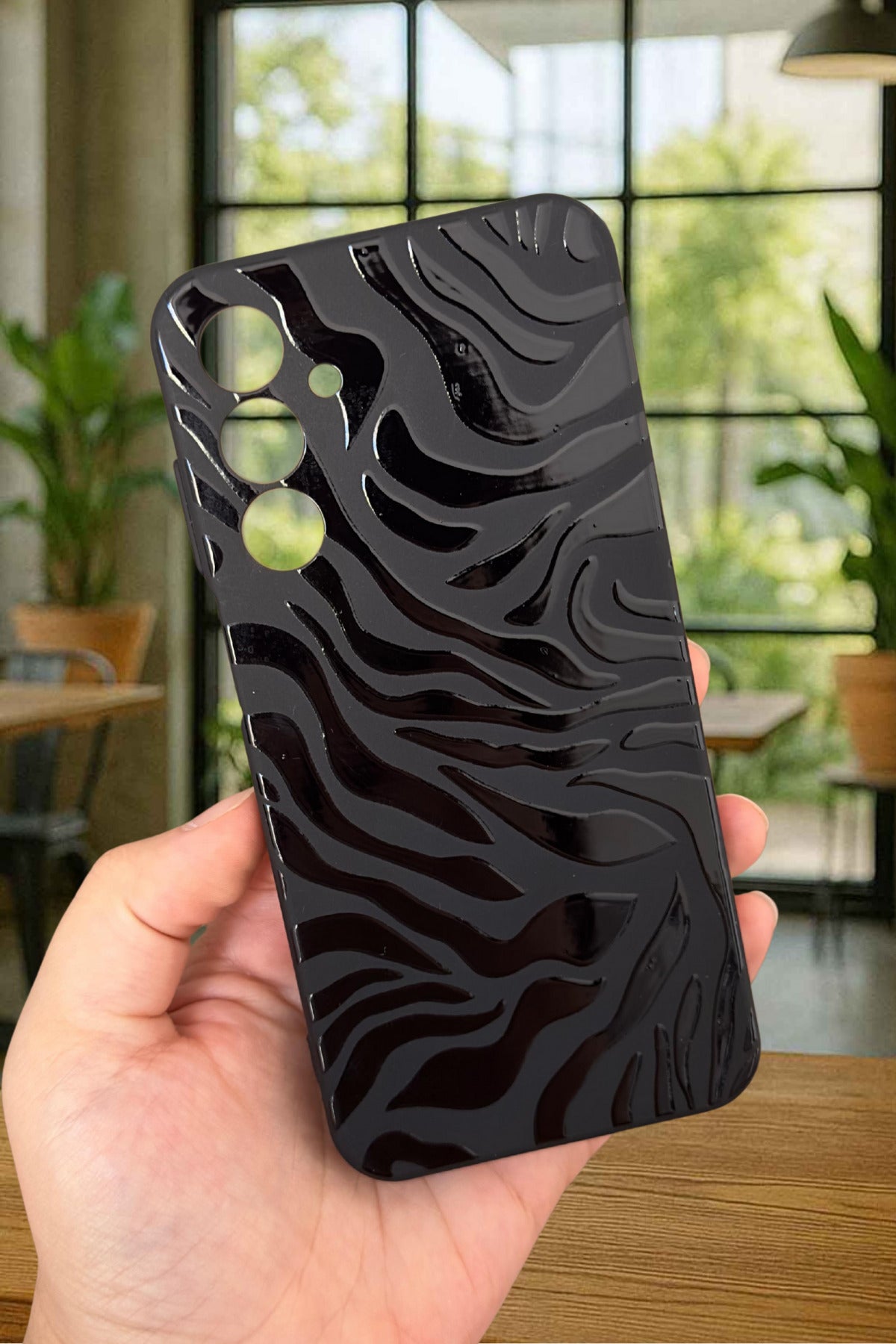 Samsung Galaxy A25 Uyumlu Zebra Desenli Silikon Darbe Emici Klasik Korumalı Rubber Kılıf