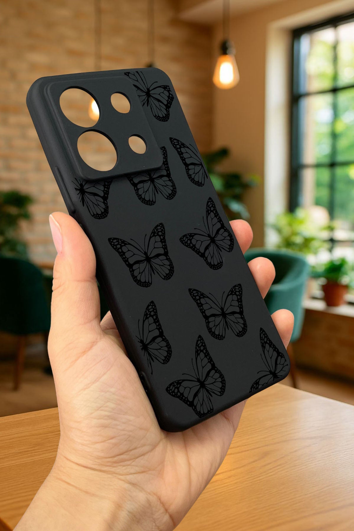 Redmi Note 13 Pro 5G SİYAH KELEBEK DESENLİ Silikon Darbe Emici Klasik Korumalı Rubber Kılıf