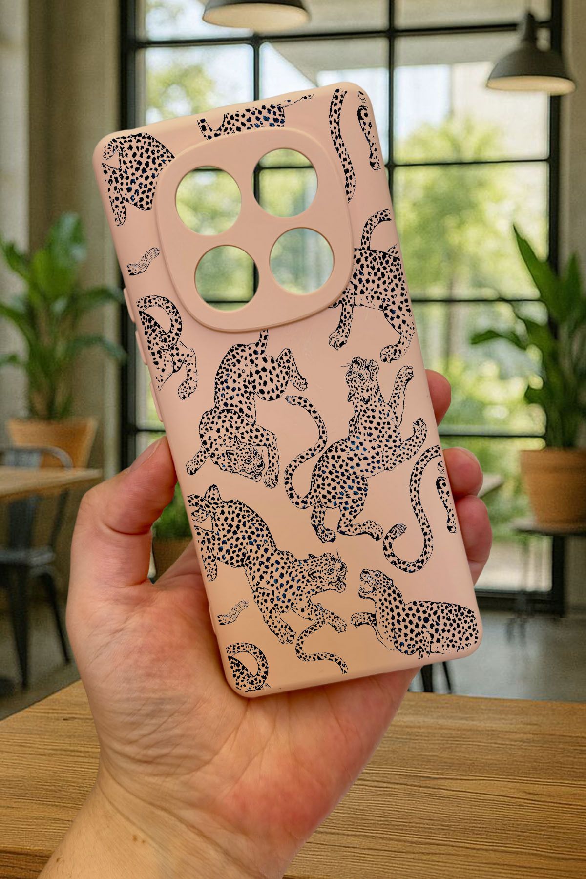 Xiaomi Redmi Note 14 Pro 4G -LEOPAR DESENLİ Silikon Darbe Emici Klasik Korumalı Rubber Kılıf