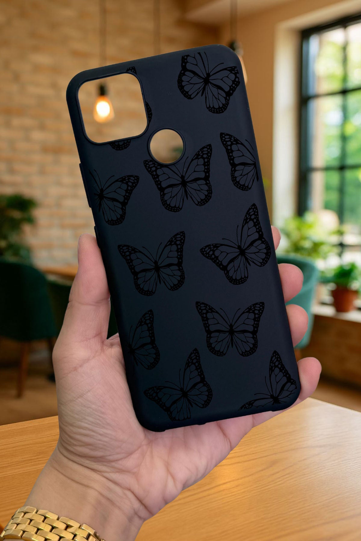 Realme C25 -SİYAH KELEBEK DESENLİ Silikon Darbe Emici Klasik Korumalı Rubber Kılıf