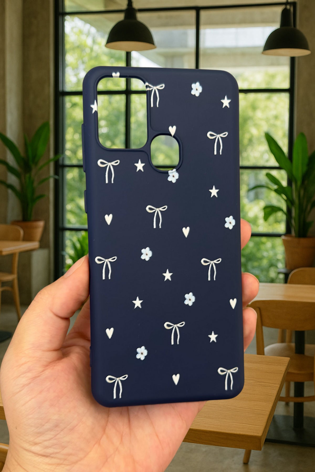 Samsung Galaxy A21s Uyumlu Mini Fiyonk Desenli Silikon Darbe Emici Klasik Korumalı Rubber Kılıf