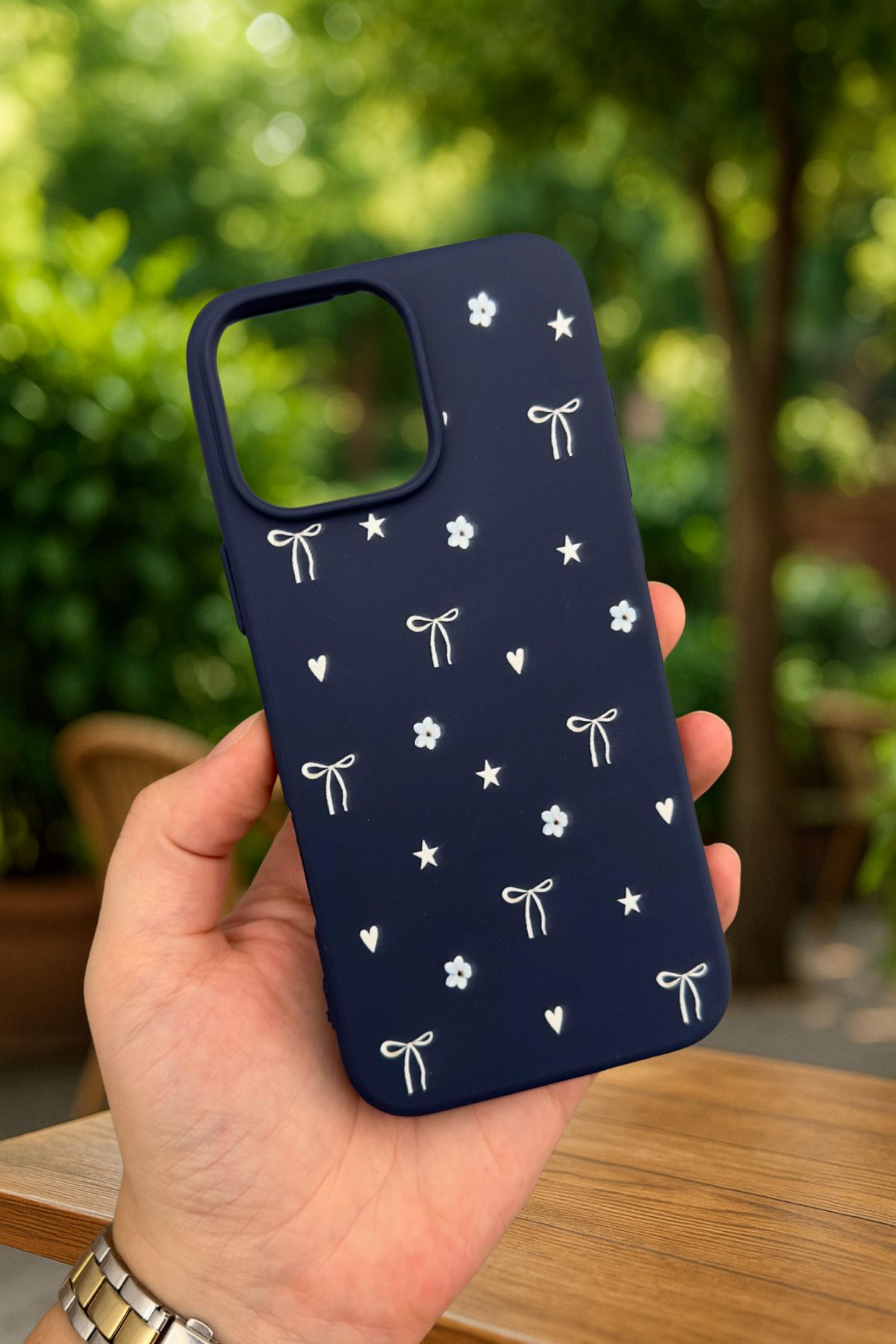 iPhone 14 Plus ve 15 Plus -MİNİ FİYONK DESENLİ Silikon Darbe Emici Klasik Korumalı Rubber Kılıf
