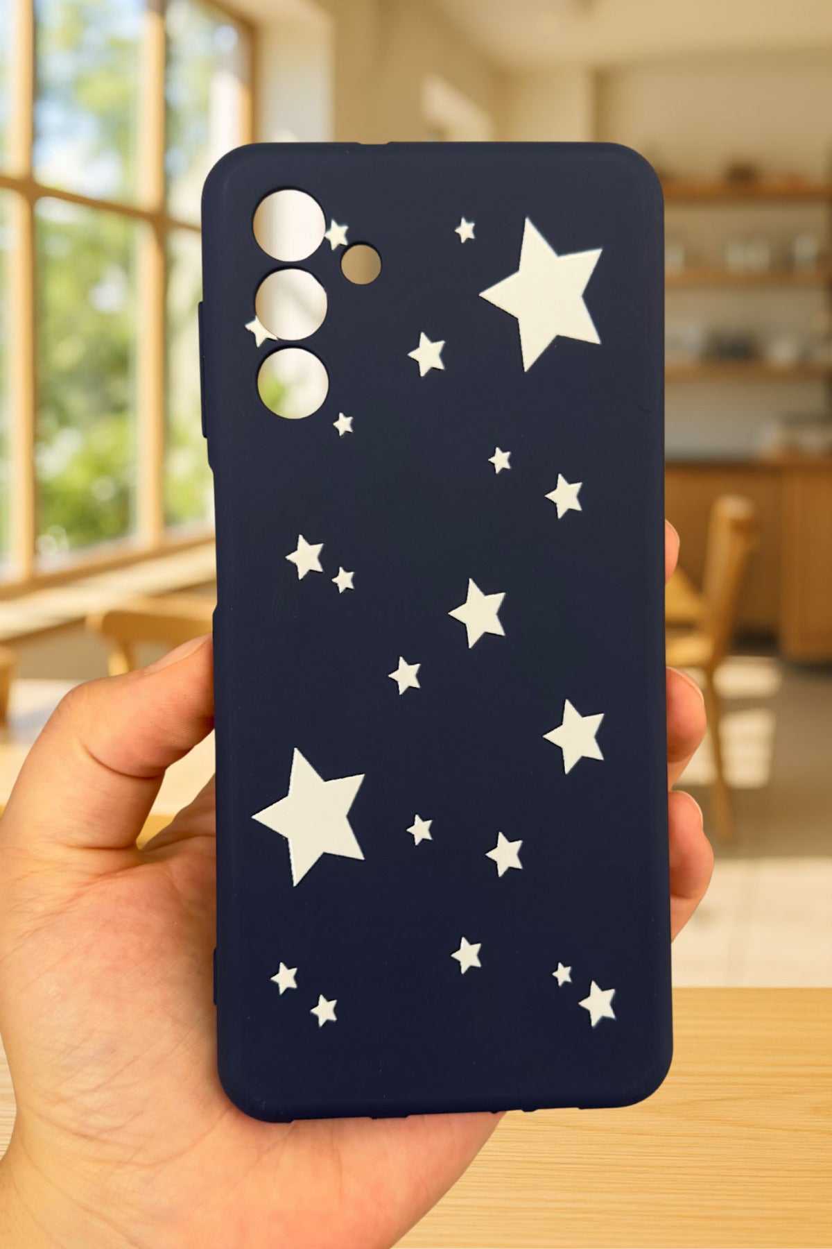 Samsung Galaxy A04s Uyumlu Mini Yıldız Desenli Silikon Darbe Emici Klasik Korumalı Rubber Kılıf