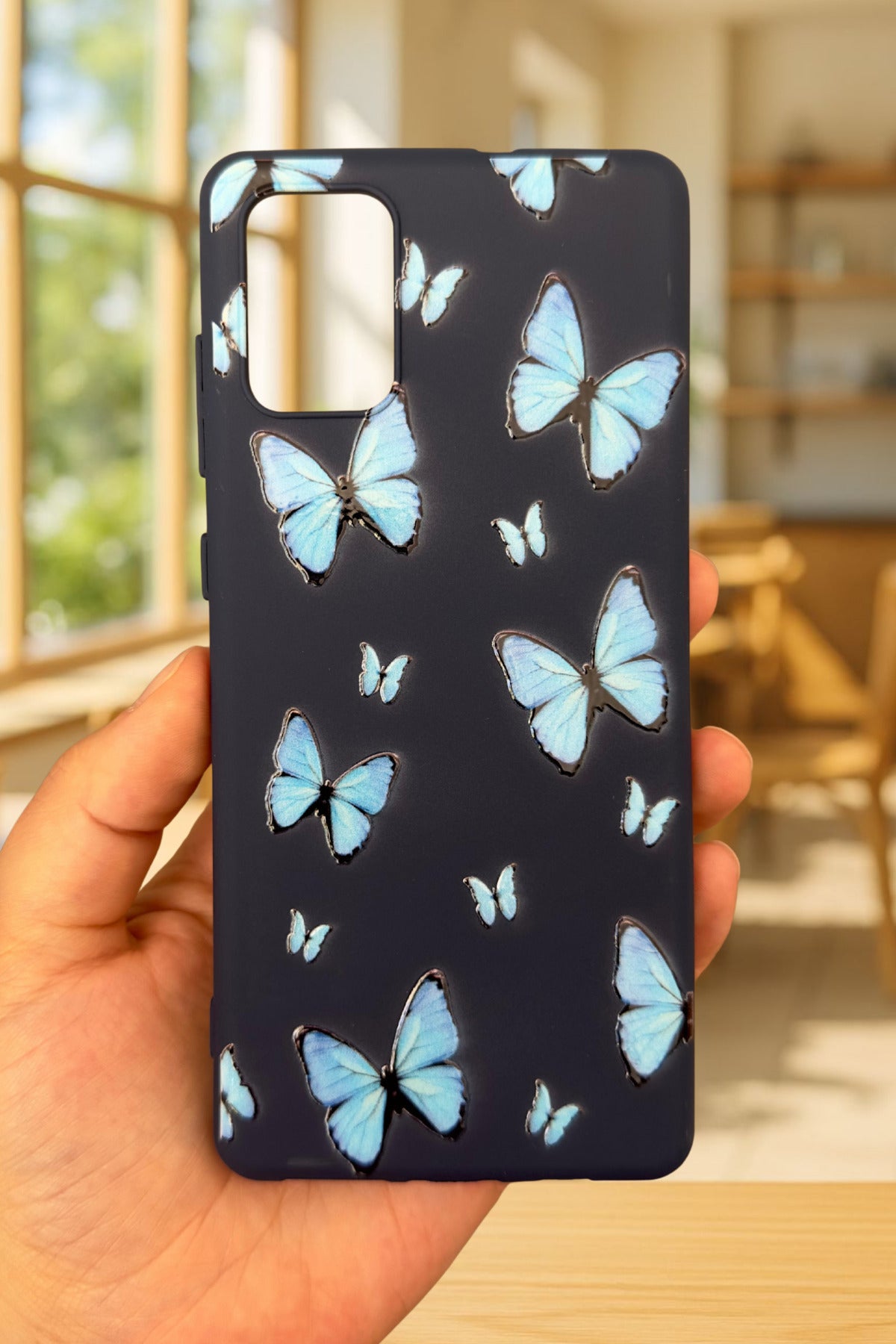 Samsung Galaxy A51 Uyumlu Mavi Kelebek Desenli Silikon Darbe Emici Klasik Korumalı Rubber Kılıf