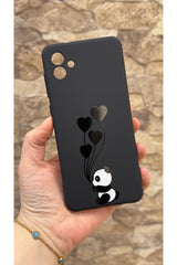 Samsung Galaxy A04 Uyumlu Kalpli Panda Desenli Silikon Darbe Emici Klasik Korumalı Rubber Kılıf