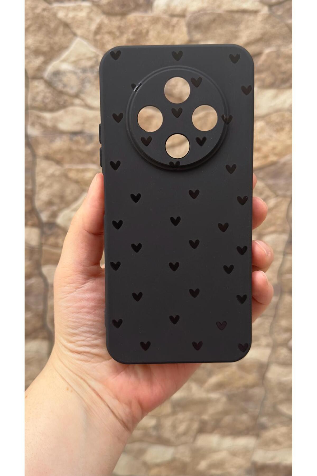 TECNO SPARK 30C Uyumlu Mini Siyah Kalp Desenli Silikon Darbe Emici Klasik Korumalı Rubber Kılıf