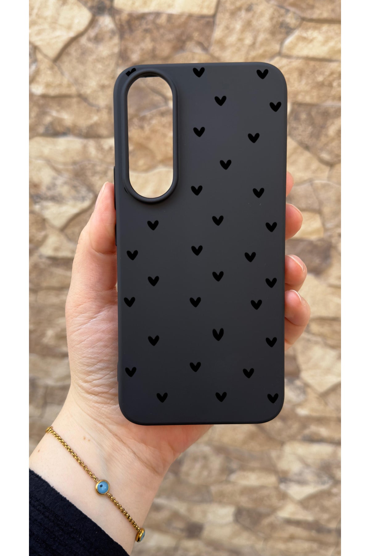 Vivo V70 FE 5G Uyumlu Mini Siyah Kalp Desenli Silikon Darbe Emici Klasik Korumalı Rubber Kılıf