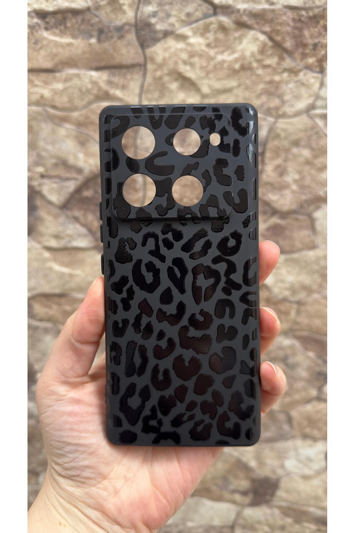 İnfınıx Note 40 Pro Plus 5G Uyumlu Siyah Leopar Desenli Silikon Darbe Emici Klasik Korumalı Rubber Kılıf