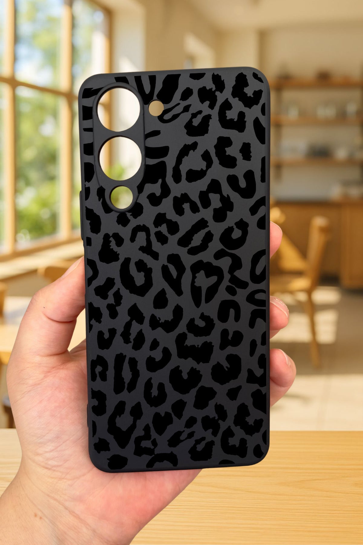 VİVO Y19 Uyumlu Leopar Desenli Silikon Darbe Emici Klasik Korumalı Rubber Kılıf