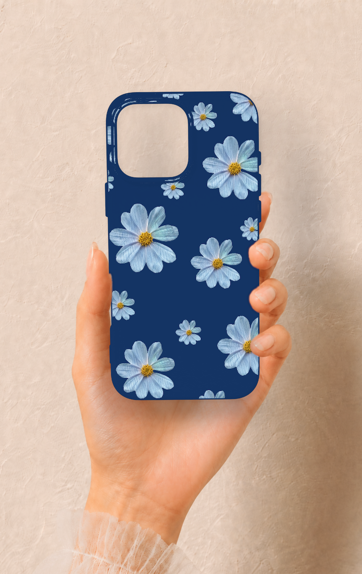 iPhone 16 Pro Max Uyumlu Mavi Papatya Desenli Silikon Kılıf