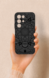 Realme C85 5G Uyumlu Siyah Beyaz Mandala Desenli Silikon Kılıf