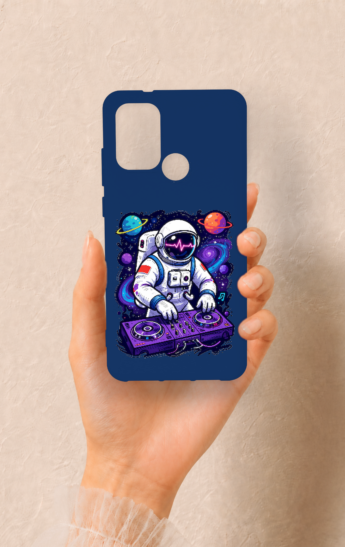 Casper Via F20 Uyumlu Astronot DJ Desenli Silikon Kılıf