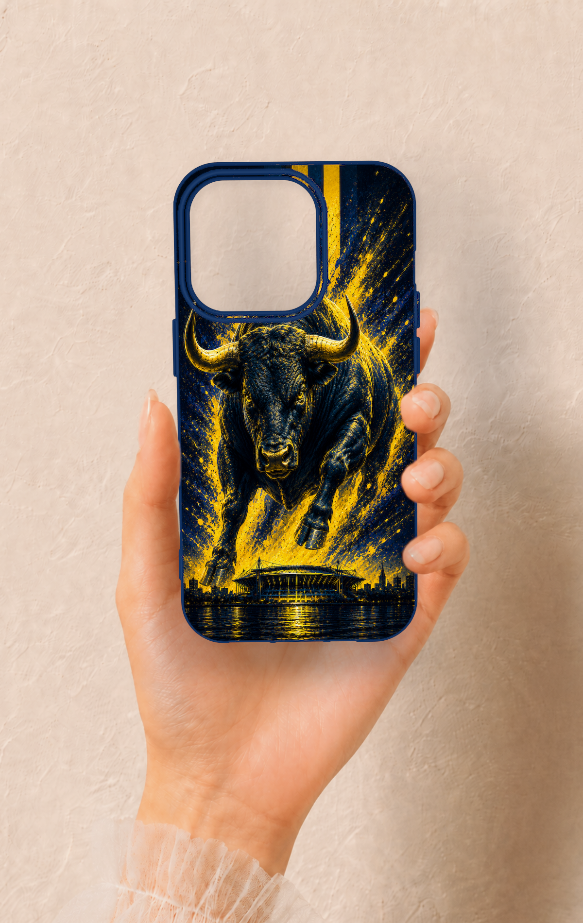 iPhone 14 Pro Uyumlu Kadiköy Boğası Desenli Silikon Kılıf
