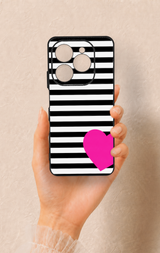 Tecno Spark 20 Pro Uyumlu Çizgili Kalp Desenli Silikon Kılıf