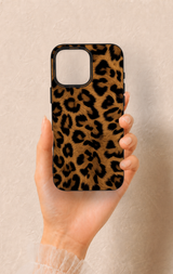iPhone 16 Pro Max Uyumlu Koyu Leopar Deri Desenli Silikon Kılıf