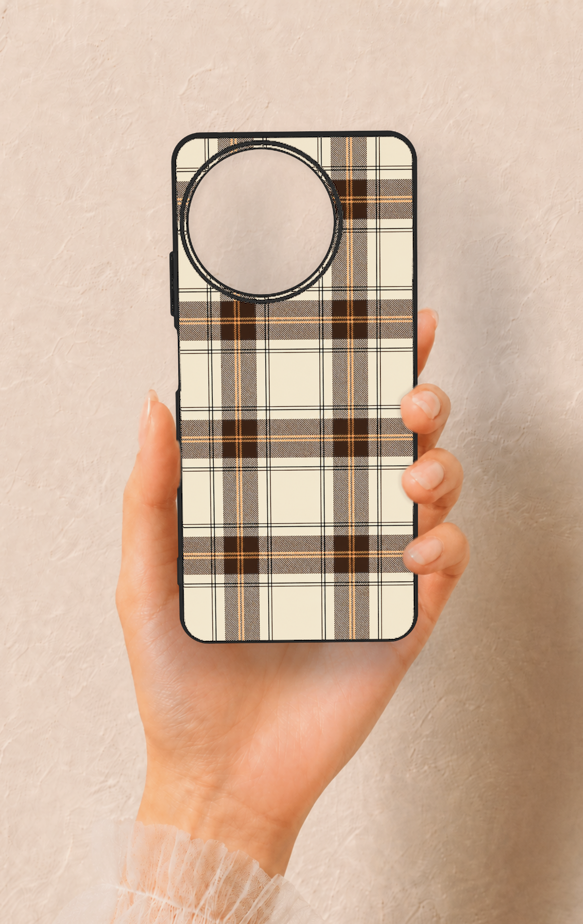 Realme 11 Uyumlu Bej Kahverengi Ekose Desenli Silikon Kılıf