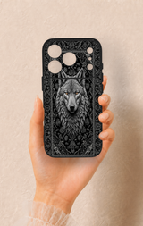 iPhone 17 Pro Uyumlu Etnik Kurt Desenli Silikon Kılıf