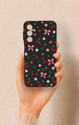 Samsung M34 Uyumlu Papatya Kiraz Fiyonk Desenli Silikon Kılıf