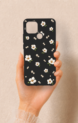 Oppo A15 Uyumlu İnci Papatya Desenli Silikon Kılıf