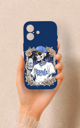 iPhone 17 Uyumlu Royals Desenli Silikon Kılıf