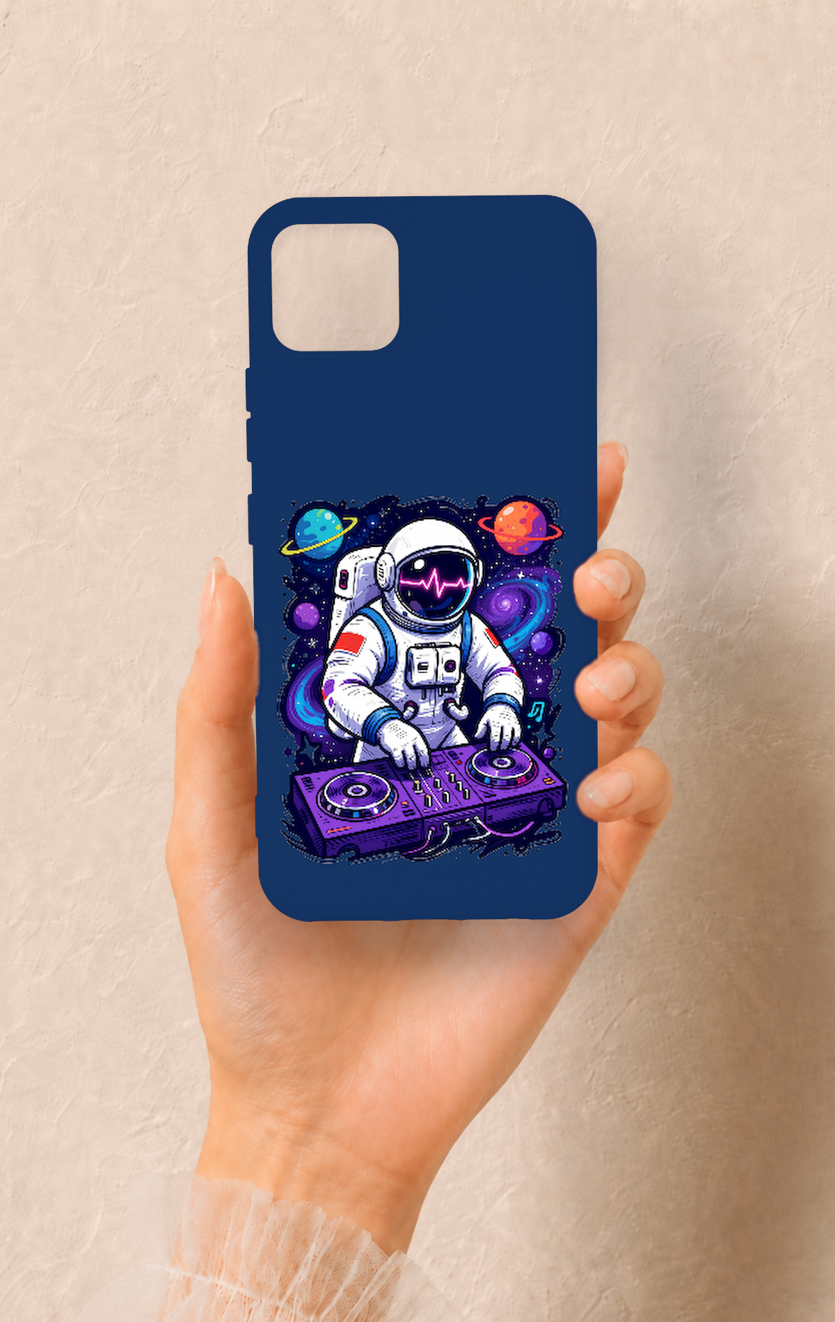 Realme C11 2021 Uyumlu Astronot DJ Desenli Silikon Kılıf