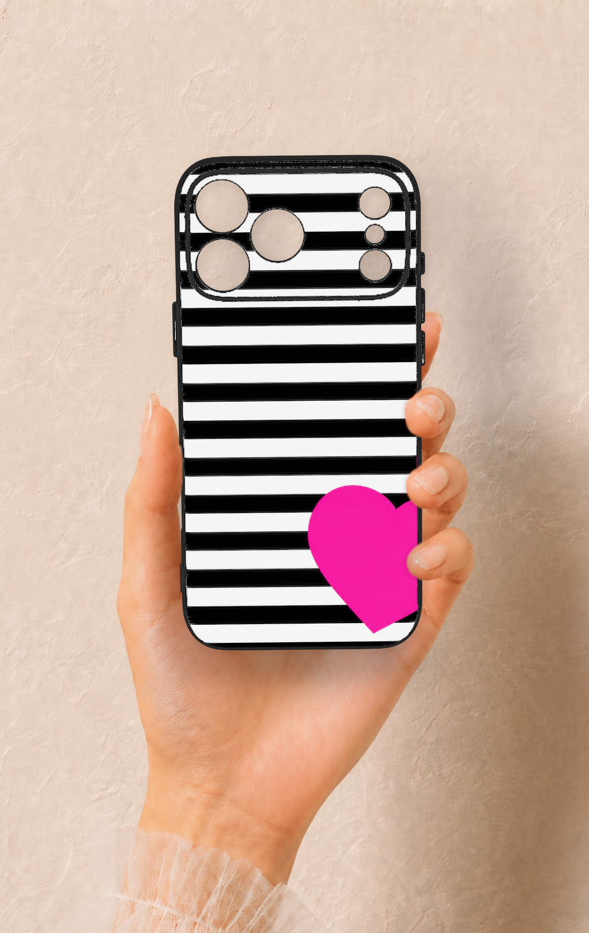 iPhone 17 Pro Max Uyumlu Çizgili Kalp Desenli Silikon Kılıf