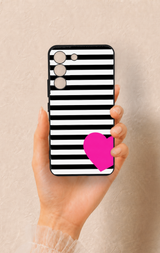 Samsung S22 Uyumlu Çizgili Kalp Desenli Silikon Kılıf