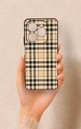 Tecno Spark 20 Pro Uyumlu Karamel Siyah Ekose Desenli Silikon Kılıf