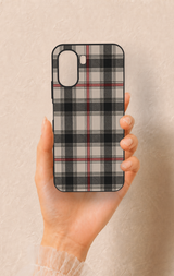 Oppo A6T Uyumlu Siyah Kırmızı Ekose Desenli Silikon Kılıf