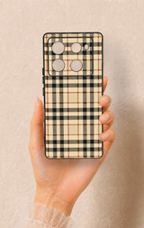 İnfinix Note 40 Pro Uyumlu Karamel Siyah Ekose Desenli Silikon Kılıf