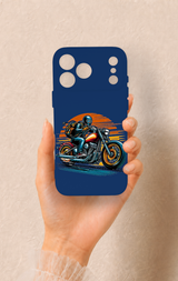 iPhone 17 Pro Max Uyumlu Moto Rider Desenli Silikon Kılıf