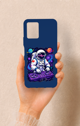 Vivo Y21S Uyumlu Astronot DJ Desenli Silikon Kılıf