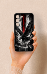 Samsung S22 Uyumlu Kara Kartal Desenli Silikon Kılıf