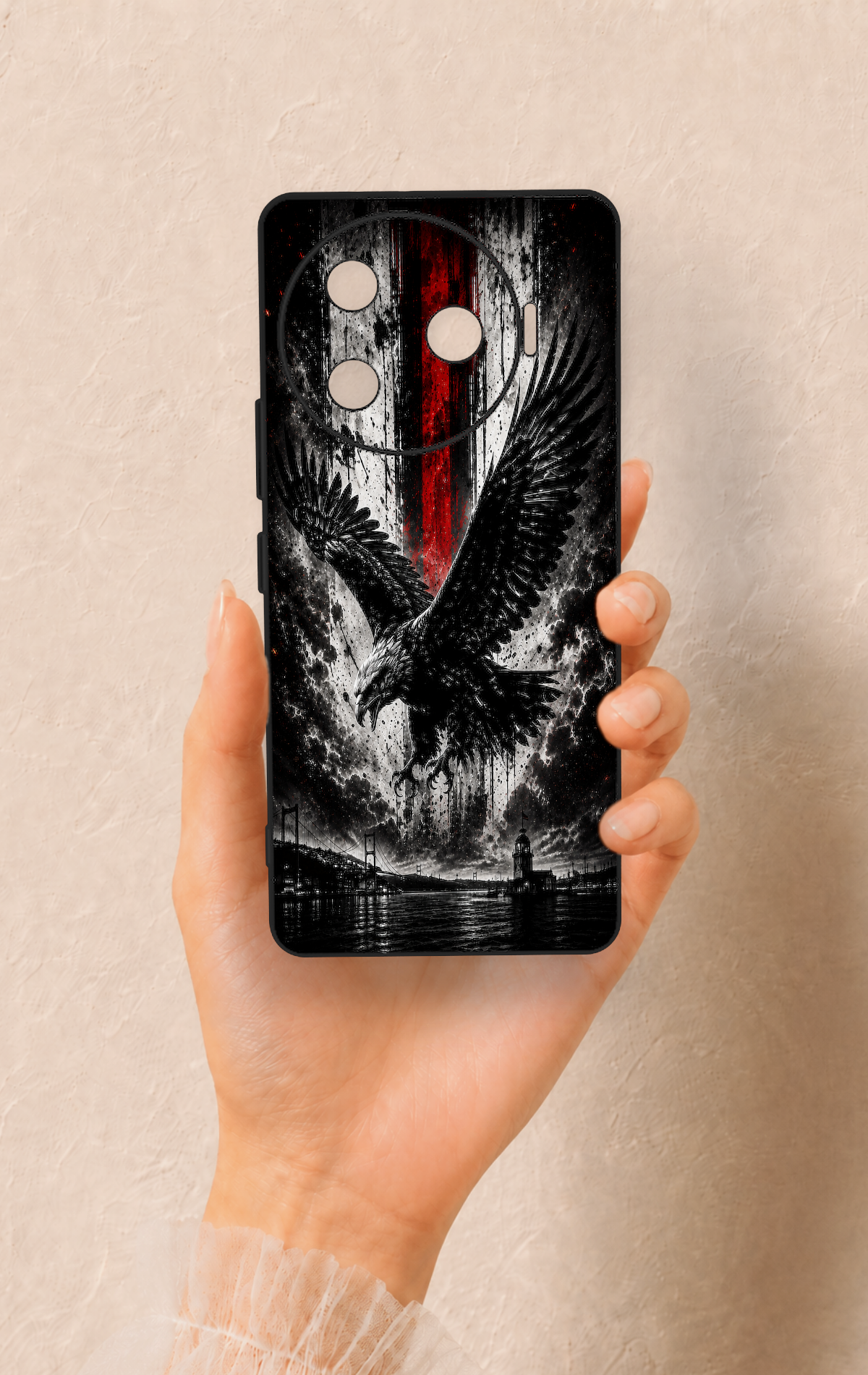 Tecno Camon 30 Pro 5G Uyumlu Kara Kartal Desenli Silikon Kılıf