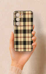 Realme C75 Uyumlu Krem Ekose Desenli Silikon Kılıf