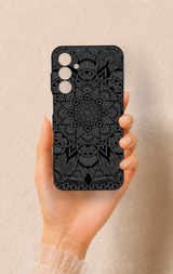Samsung A25 Uyumlu Siyah Beyaz Mandala Desenli Silikon Kılıf
