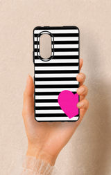 Huawei Nova 9Se Uyumlu Çizgili Kalp Desenli Silikon Kılıf