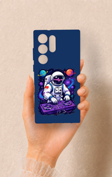 Samsung S23 Ultra Uyumlu Astronot DJ Desenli Silikon Kılıf